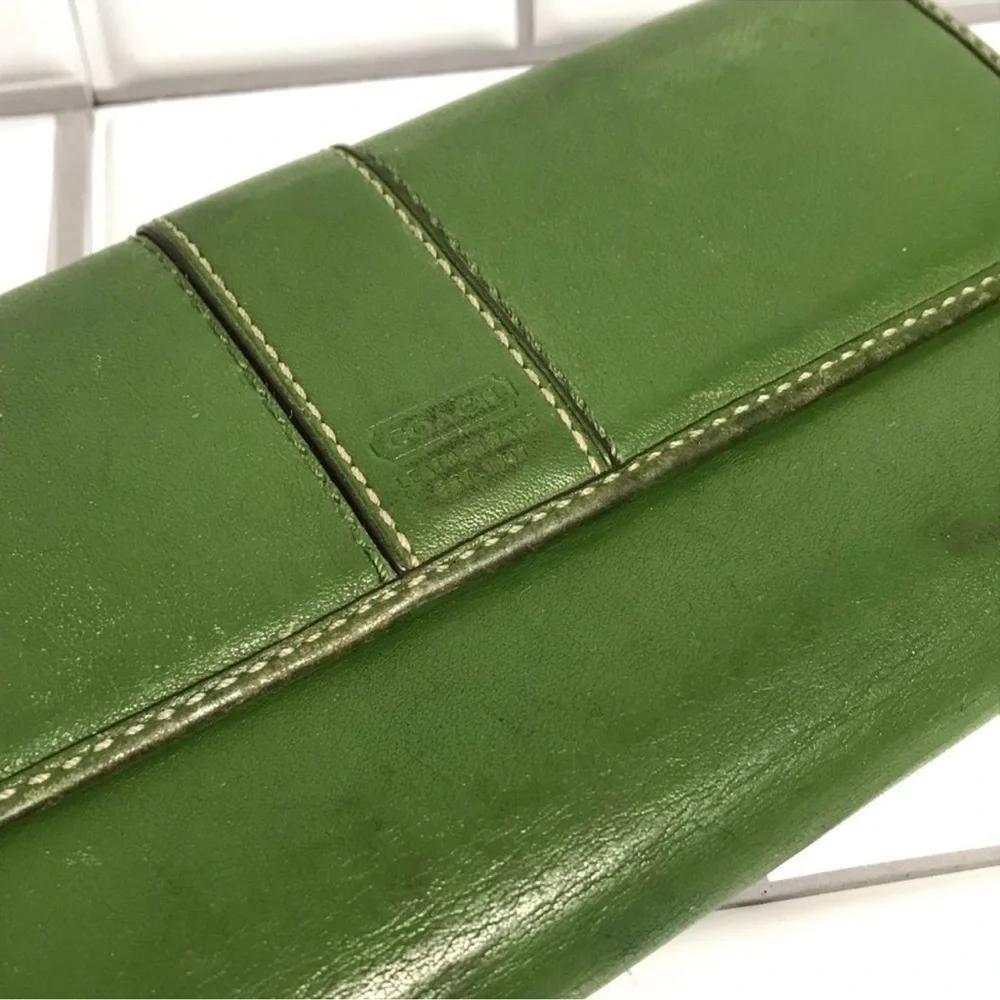 Coach Soho Green/Blue Leather Tri-Fold Wallet. - Picture 3 of 6